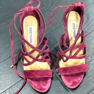 Steve Madden Burgundy heels